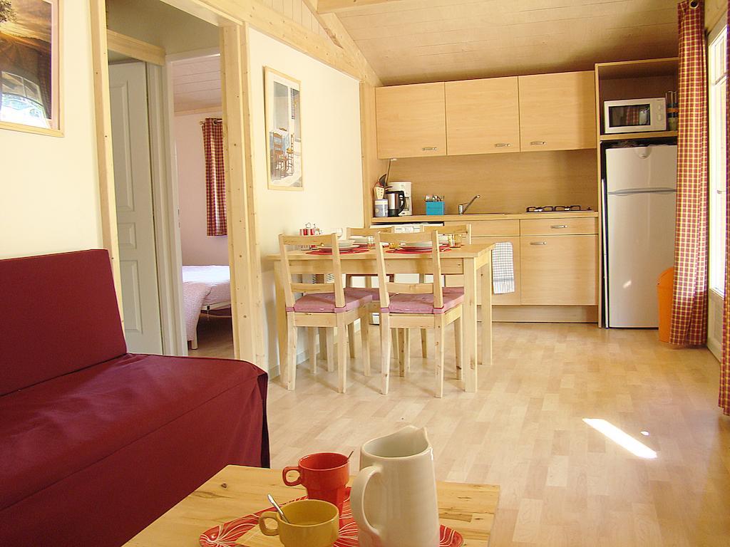 Etang Vallier Resort Brossac Δωμάτιο φωτογραφία